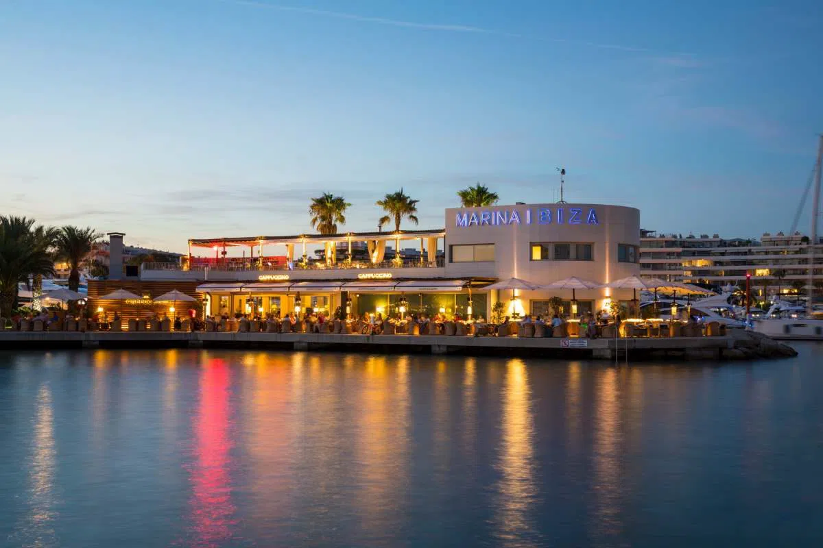 Cappuccino Grand Café Marina Ibiza, Ibiza