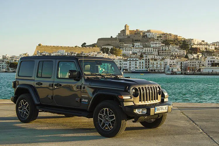 Moto Luis, Ibiza