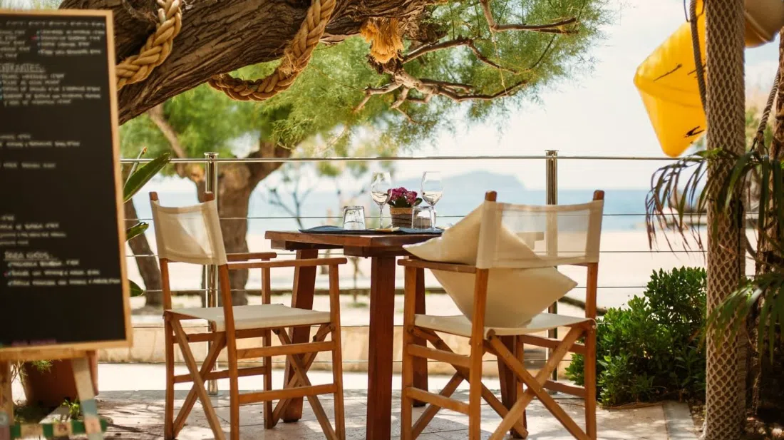 Cala Sant Vicent fishing huts, 伊比萨