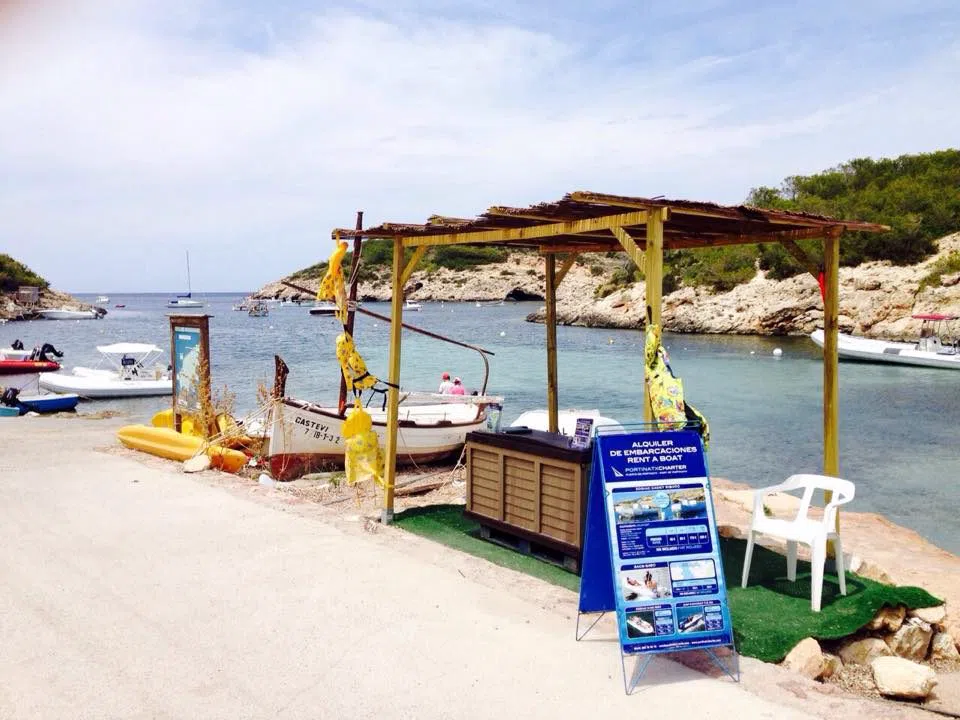 Portinatx fishing huts, 伊比萨