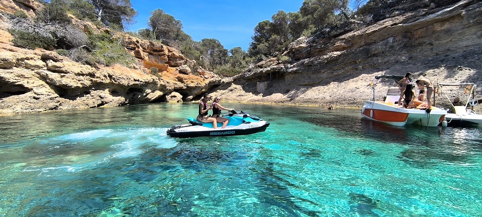 Cala Tarida Ibiza Watersports, Ibiza