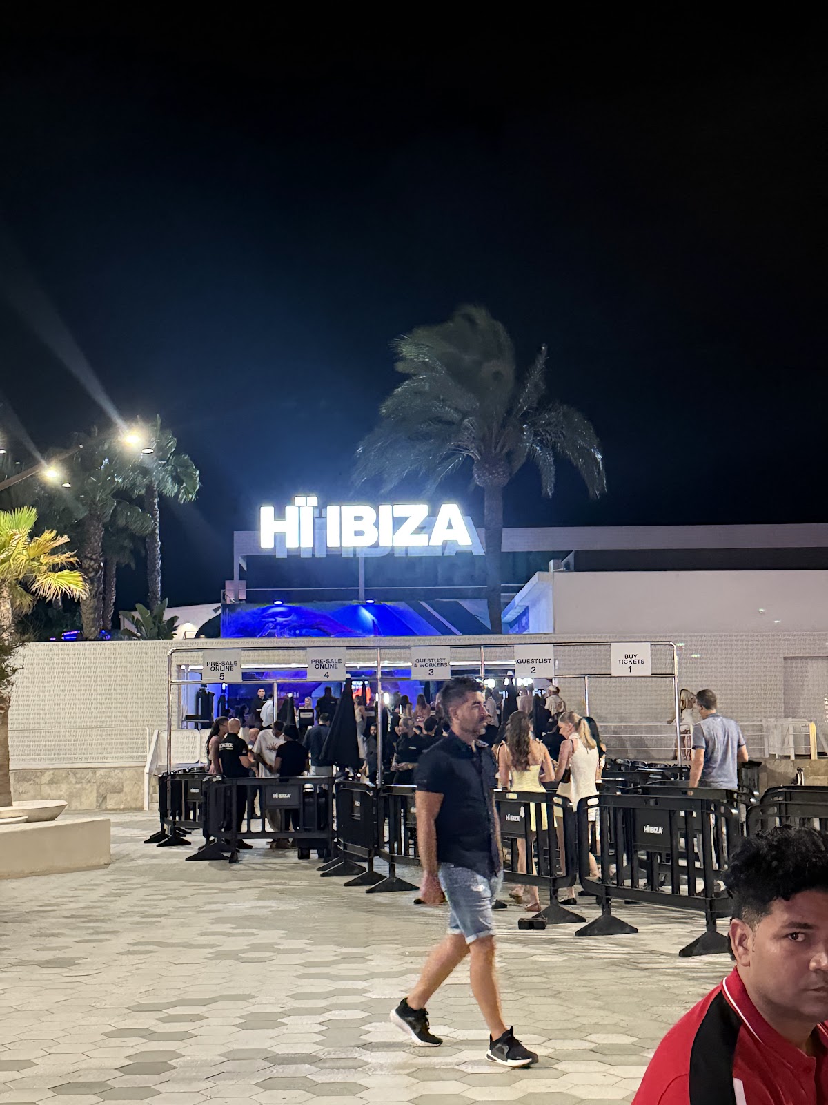 Hï Ibiza, Ibiza