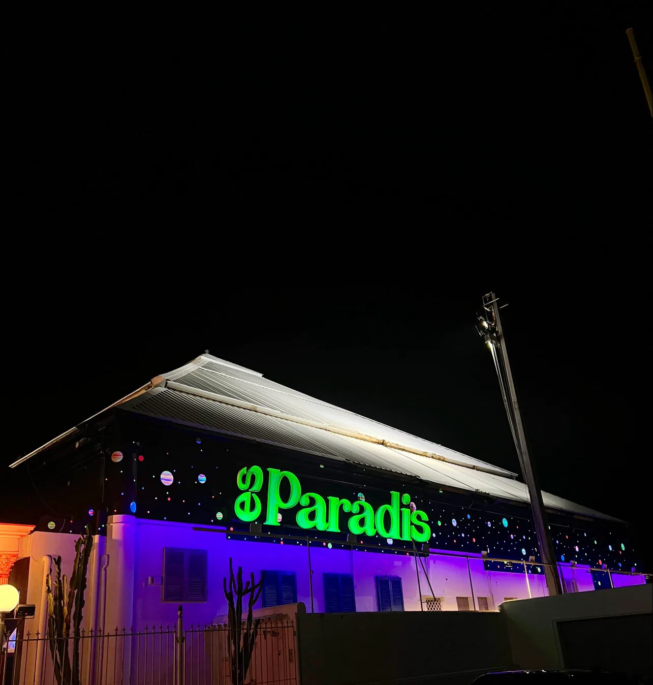 Es Paradis, Ibiza