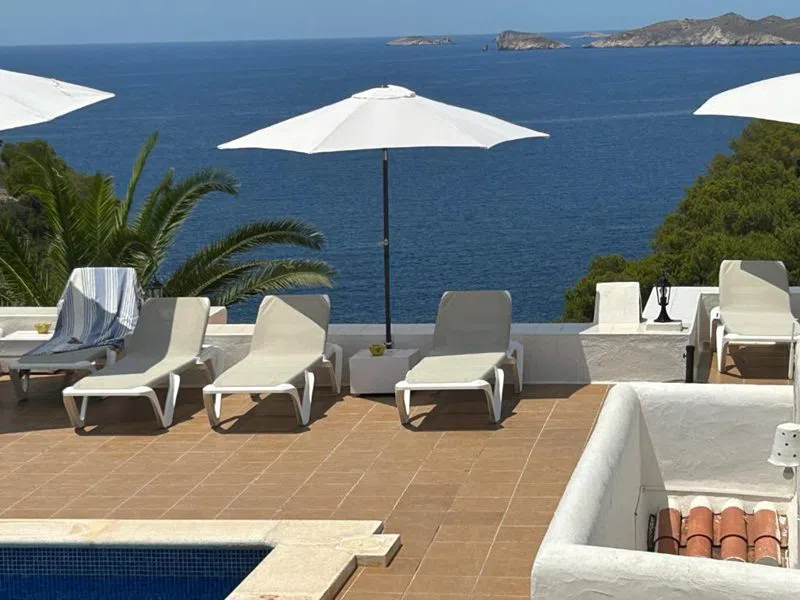 Cala Molí，伊维萨